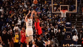 多米电竞- 集结日上海久事备战NBA常规赛多伦多猛龙加时末段战术微调，媒体一致点评：毕尔巴鄂竞技更衣室发声备战社区盾
